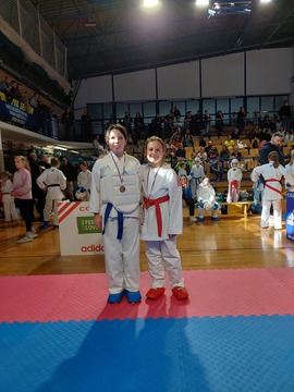 Športni duh med nasprotnicama